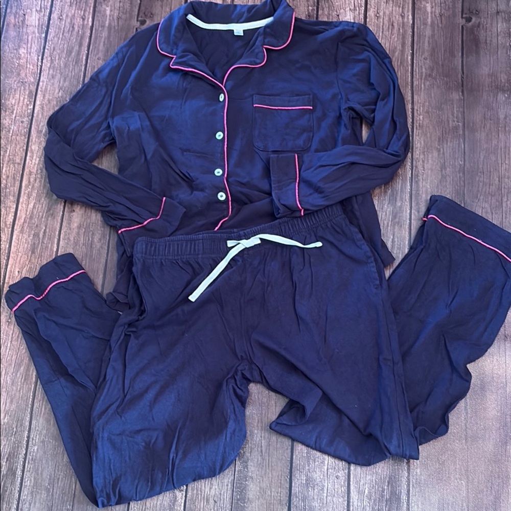 Navy Blue Pajama Set with Pink Trim Sz M (seems on the smaller side of M)